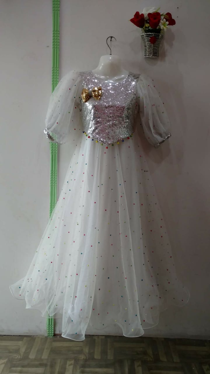 Beautiful white color frock for girls - White
